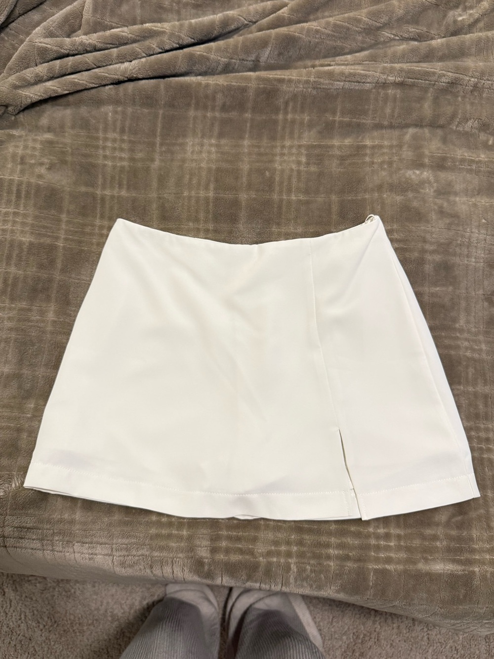 Classic White Women's Mini Skirt